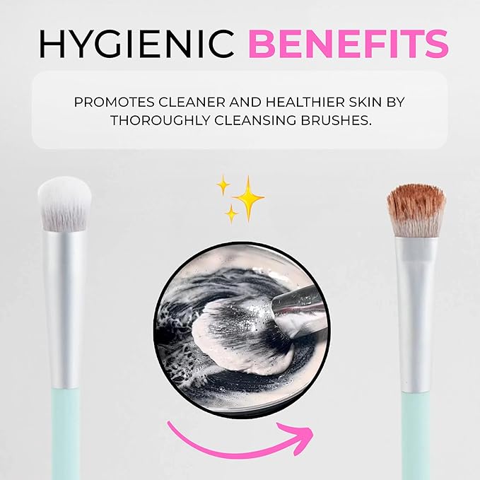 ISOCLEAN Carbon Brush Soap - Solid Makeup Brush Cleaner with Scrubbing Mat, Made from Charcoal, Easy to Use, Removes Dirt and Residue from Makeup Brushes and Sponges, Vegan, Not Tested on Animals