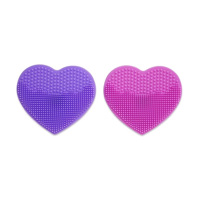 Plum Beauty Heart-Shaped Silicone Skin Scrubber – Manual Facial Cleansing Brush for Exfoliating & Massaging – Soft, Skin-Safe Bristles for All Skin Types – Includes Suction Cup Mount