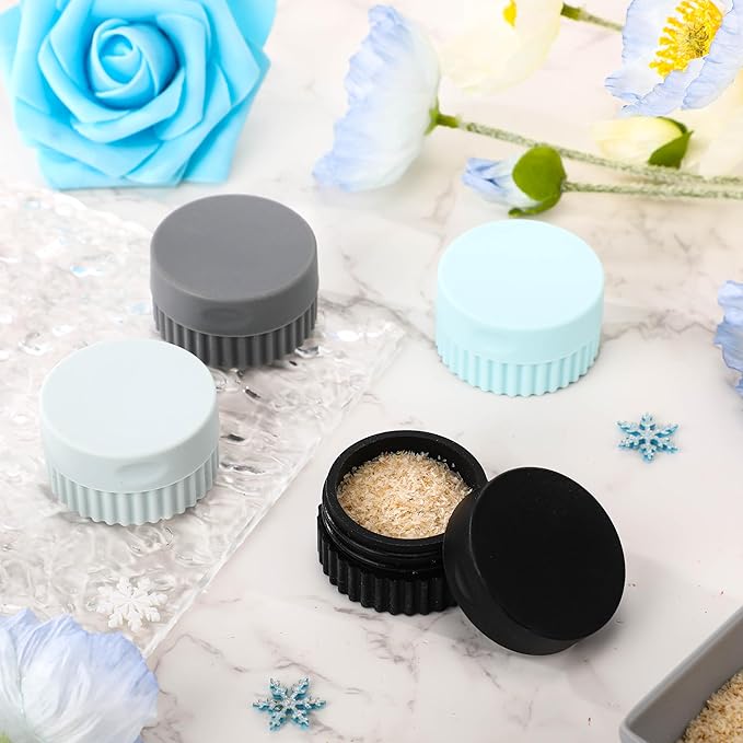Maxcheck 4 Pcs Travel Containers for Toiletries 0.68 Oz/20 ml Small Silicone Cream Jar with Lid Mini Leakproof Lotion Jar Refillable Travel Cosmetic Container for Face Body Skin Cream (Black and Gray)