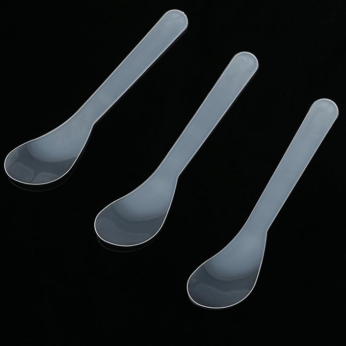 200 Pack Large Cosmetic Spatulas 5 Inch Plastic Makeup Spatulas Disposable Facial Skincare Face Mask Applicators (Translucent)