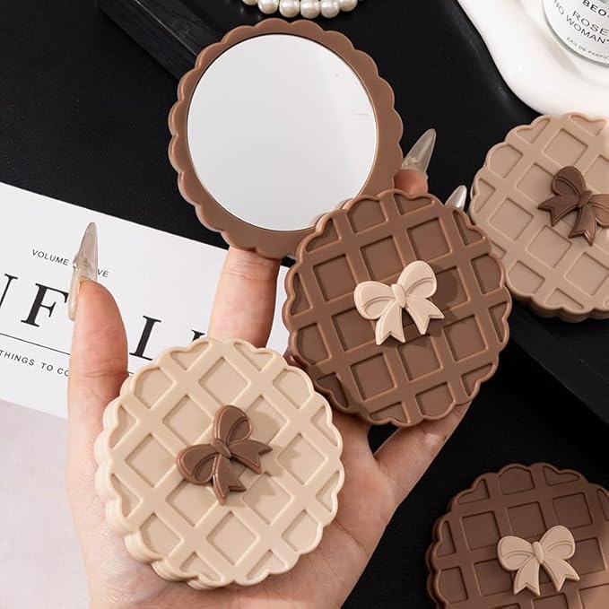 IEOSNGN Small Makeup Mirror,Round Mirrors for Women Girls,Perfect for Purse, Handbag, Touch-Ups, Everyday Use & Travel Essentials (Beige)