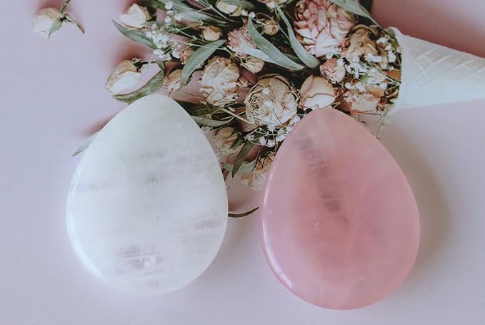 2PCS Thumb Worry Stone Rose Quartz Clear Quartz Healing Crystals Sets Hand Carved Stones Gemstone Pocket Natural Stone Meditation Reiki Water Drop Shaped Palm Stone for Anxiety Therapy