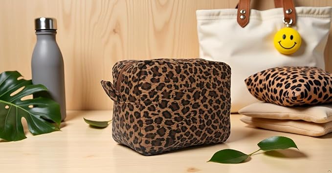Leopard Cosmetic Bags 4 liters Big Cheetah Print Makeup Bag Lightweight Canvas Travel Toiletry Purses Accessories Organizer Pouch Gifts for Women