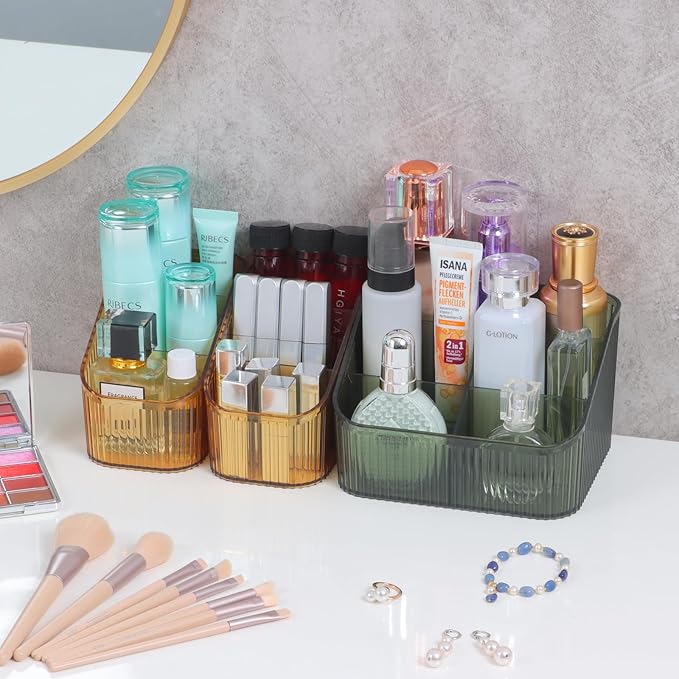 Green Makeup Organizer, Makeup Brush Holder 8 Cups for Vanity, Bathroom Countertop Cups, Dresser Organizer for Cosmetic Display, Skincare Srorage, Perfume Stand, Toiletry