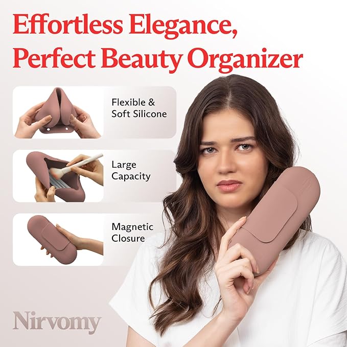 Travel Makeup Brush Holder, Silicone Makeup Brush Organizer, Dirt-Resistant Easy to Clean Makeup Brush Bag with Anti-Fall Out Magnetic Closure, Travel Essentials for Women (Sand Pink)