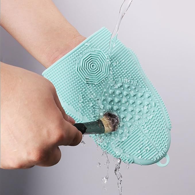 ScivoKaval Makeup Brush Cleaner Glove Mat Mitt Silicone Cosmetic Cleaning Scrubber Tool Face Brushes and Eye Brush Washing Pad Purple