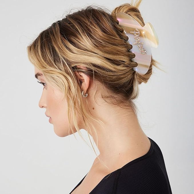 MAORULU Cute Claw Clip for Women – 4.3'' Large Acetate Hair Clips for Thick Thin Curly Long Hair, Durable Hair Clamps Non-slip Jaw Clip, Strong Hold, No Hair Damage, Stylish French Design (Beige)