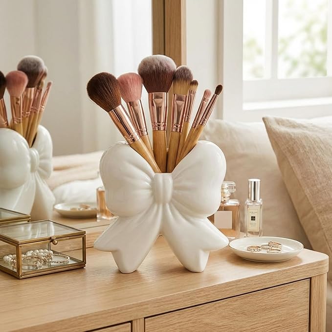 Bow Vase Coquette Ceramic Vase Pen Holder Makeup Brush Holder Contemporary Design Decorative Women Gift for Christmas Home Office Shelf Table Room(White,Small,Classic)