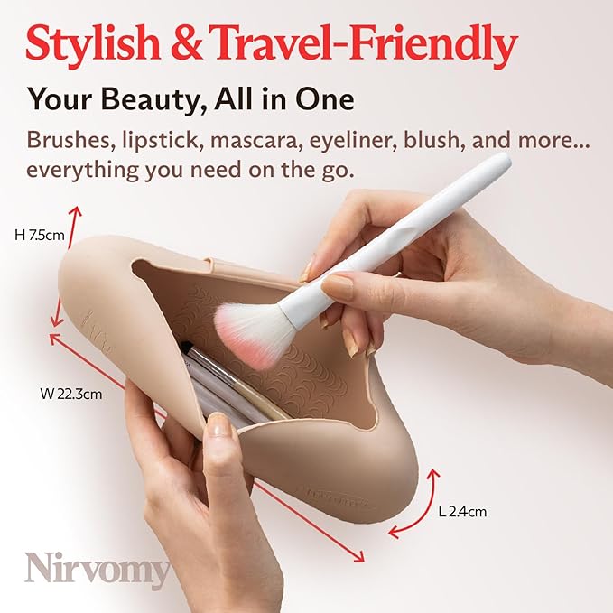 Travel Makeup Brush Holder, Silicone Makeup Brush Organizer, Dirt-Resistant Easy to Clean Makeup Brush Bag with Anti-Fall Out Magnetic Closure, Travel Essentials for Women (Walnut)