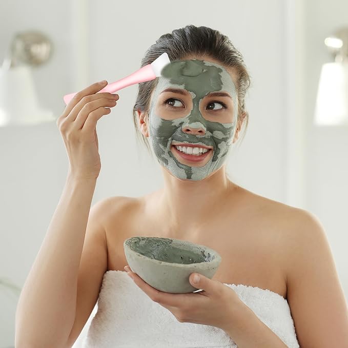 Silicone Facial Mask Applicator, 4 Pcs Reusable Double-End Face Mask Brush Washable Beauty Spatula Comestic Tools for Clay, Cream, Gel, and Mud Facial Masks, Soft Smoothing and Detachable