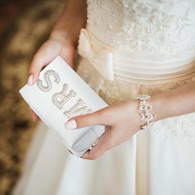 Bride Makeup Bag, Bride Patch MRS Cosmetic Bag, Pearl Rhinestone Letter Toiletry Bag, Wedding Bag, Portable PU Leather Waterproof Zipper Pouch, Bride Gift, Bridal Shower Gift, Engagement Gift