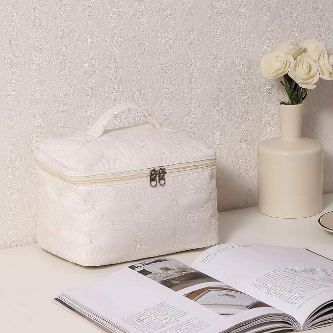 uekeboag 3Pcs White Quilted Cotton Makeup Pouch,Coquette Quilted Toiletry Bag for Women and Girls, Floral Coquette Organizer Bag, Aesthetic Travel Cosmetic Bags(3Pcs White Shell)