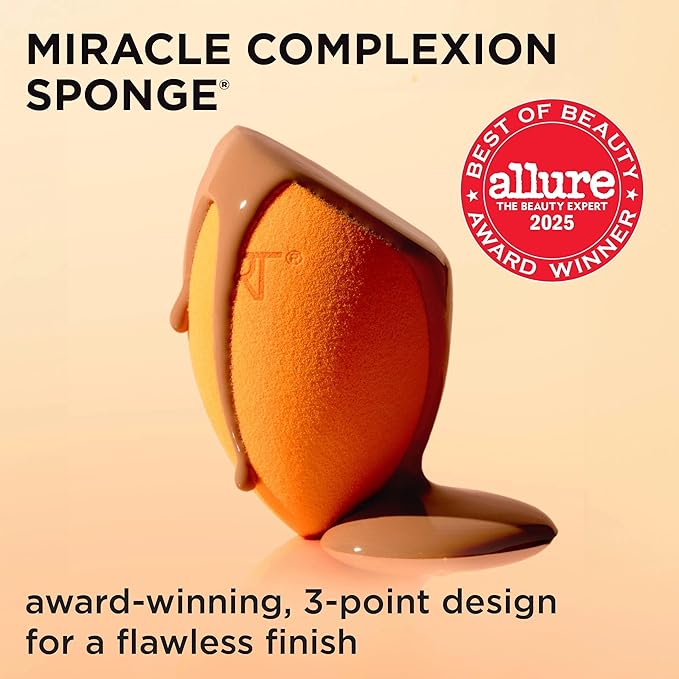 Real Techniques Miracle Complexion Sponge, Beauty Sponge, Makeup Blending & Foundation Application, Streak-Free, Full Coverage Finish, Vegan, Cruelty & Latex-Free, 1 Count