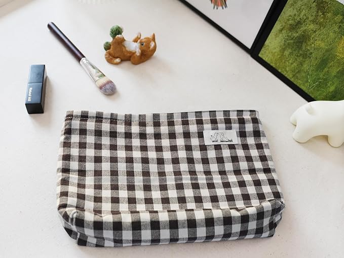 HAPPYHEIDI Brown Gingham Cotton Makeup Bag Cosmetic Travel Pouch Purse Organizer, Zipper Closure, Canvas Lined, Vintage Coffee Brown