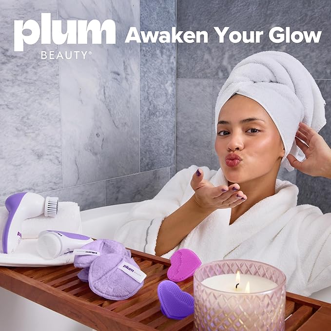 Plum Beauty Heart-Shaped Silicone Skin Scrubber – Manual Facial Cleansing Brush for Exfoliating & Massaging – Soft, Skin-Safe Bristles for All Skin Types – Includes Suction Cup Mount